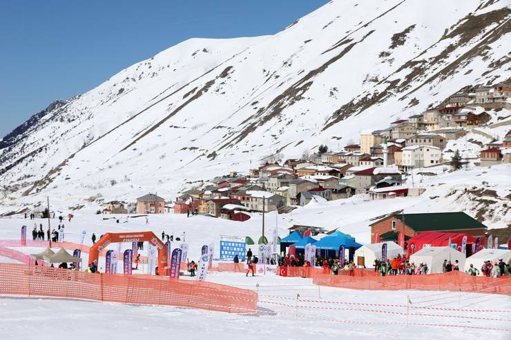 Türkiye Dağ Kayağı Şampiyonası, Rize'de başladı 7