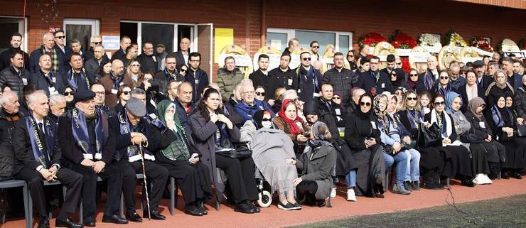 Fenerbahçe’nin 32. başkanı Rizeli iş insanı Tahsin Kaya son yolculuğuna uğurlandı 15