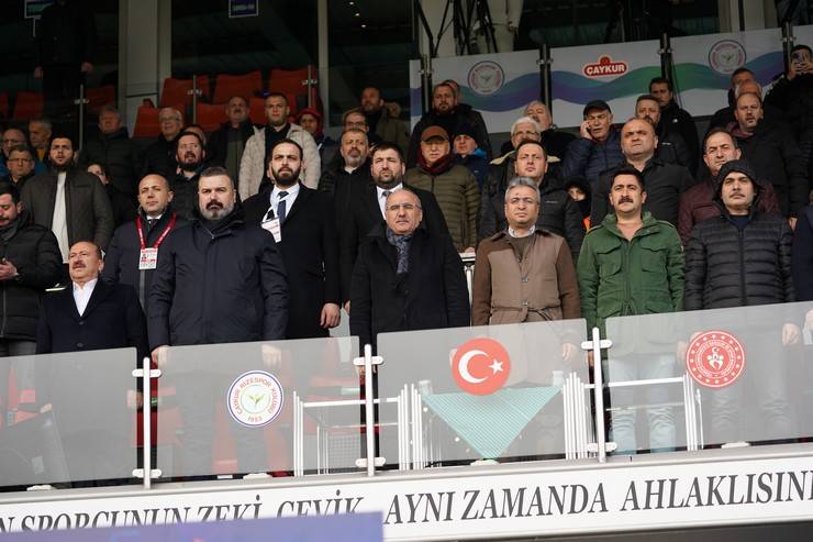 Çaykur Rizespor - Gaziantep FK maçından kareler 3
