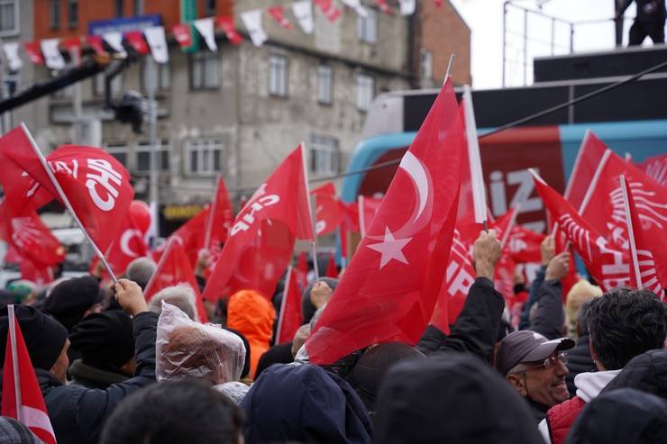 CHP Genel Başkanı Özgür Özel Rize'de konuştu 8