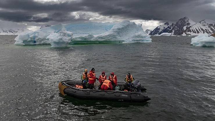 RTEÜ'lü bilim insanlarının da yer aldığı grup Antarktika'da deniz ve göl ekosistemlerini araştırdı 2