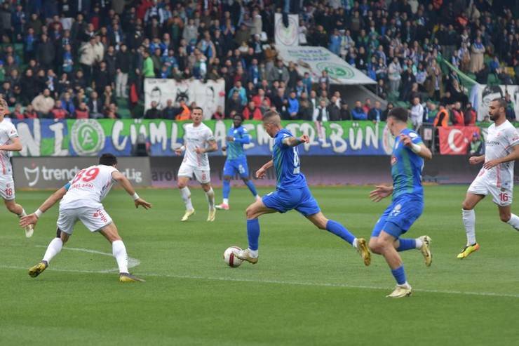 Çaykur Rizespor - Antalyaspor Maçından Kareler 54