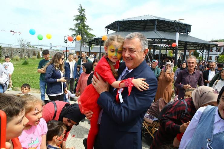 Ardeşen'de Renkli Bir 23 Nisan Kutlaması: 1. Çocuk Şenliği 10