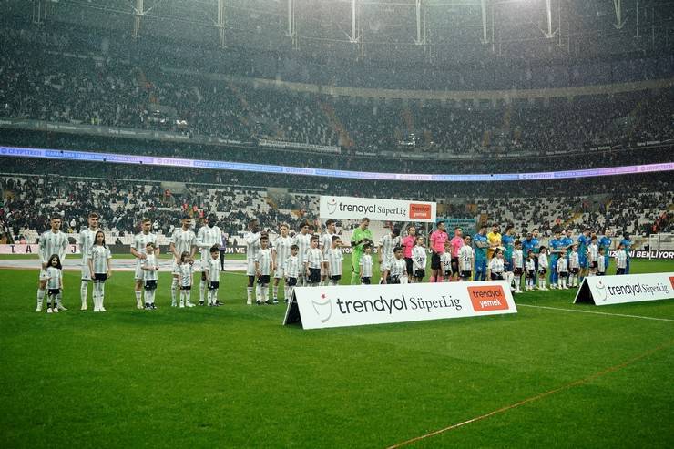 Beşiktaş - Çaykur Rizespor maçından kareler 1