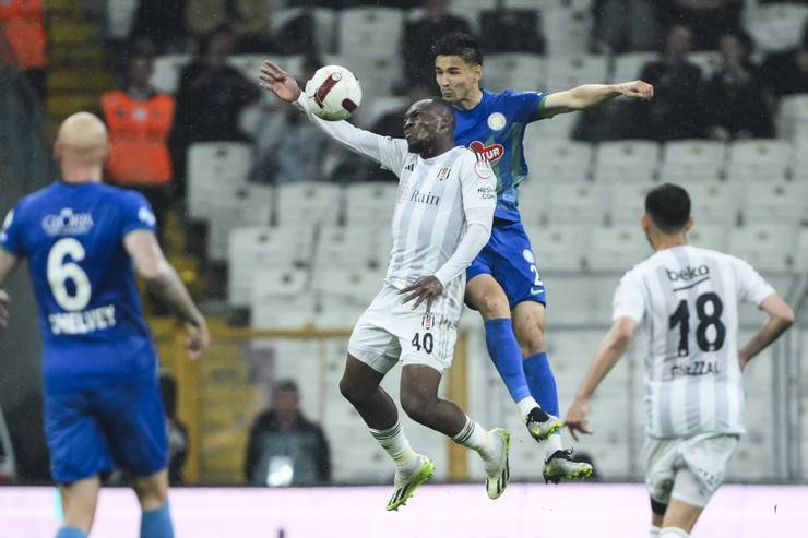 Beşiktaş - Çaykur Rizespor maçından kareler 12