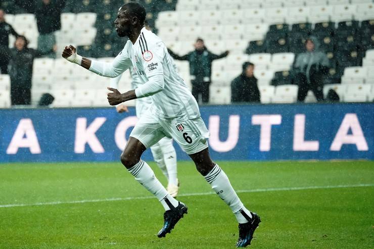 Beşiktaş - Çaykur Rizespor maçından kareler 15