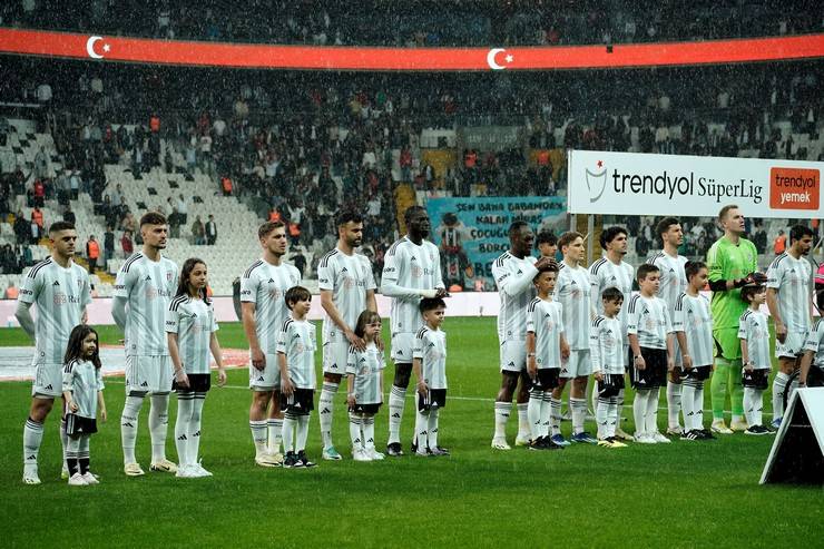 Beşiktaş - Çaykur Rizespor maçından kareler 2