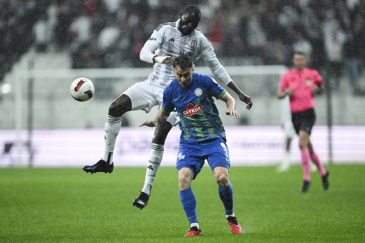 Beşiktaş - Çaykur Rizespor maçından kareler 8