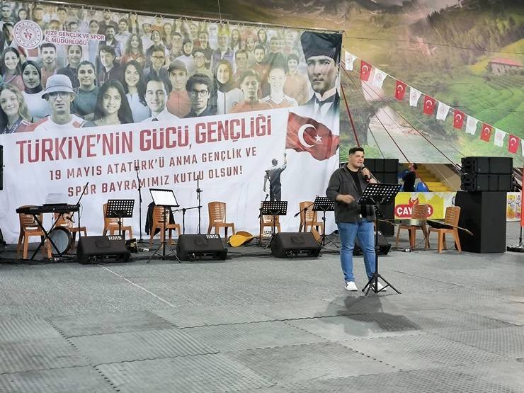 Rize’de 19 Mayıs Atatürk'ü Anma, Gençlik ve Spor Bayramı kutlandı 33