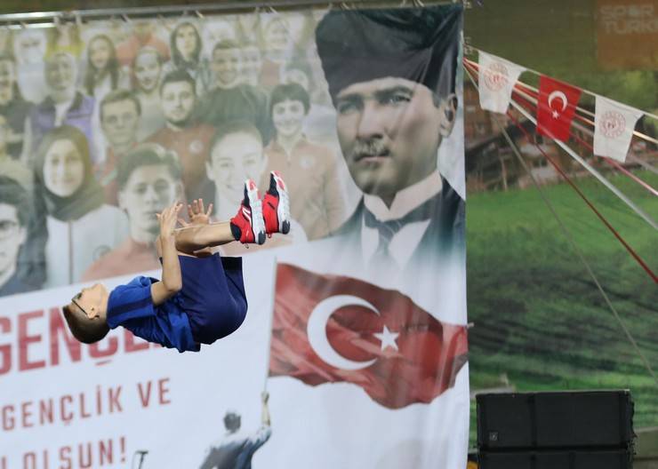 Rize’de 19 Mayıs Atatürk'ü Anma, Gençlik ve Spor Bayramı kutlandı 43