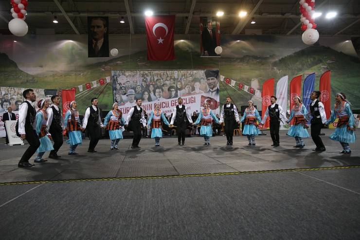 Rize’de 19 Mayıs Atatürk'ü Anma, Gençlik ve Spor Bayramı kutlandı 45