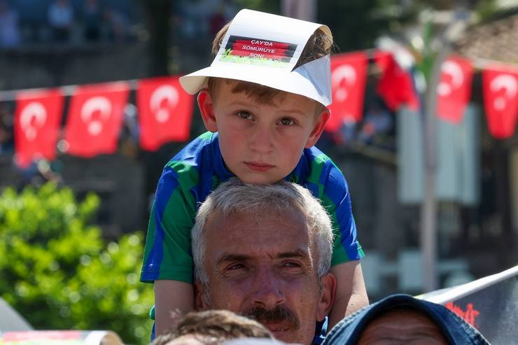 CHP Genel Başkanı Özgür Özel Rize'de Çay Mitinginde 14