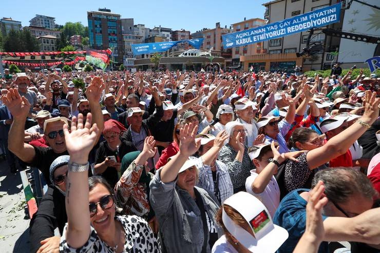 CHP Genel Başkanı Özgür Özel Rize'de Çay Mitinginde 20