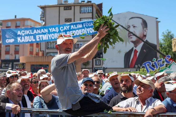 CHP Genel Başkanı Özgür Özel Rize'de Çay Mitinginde 21