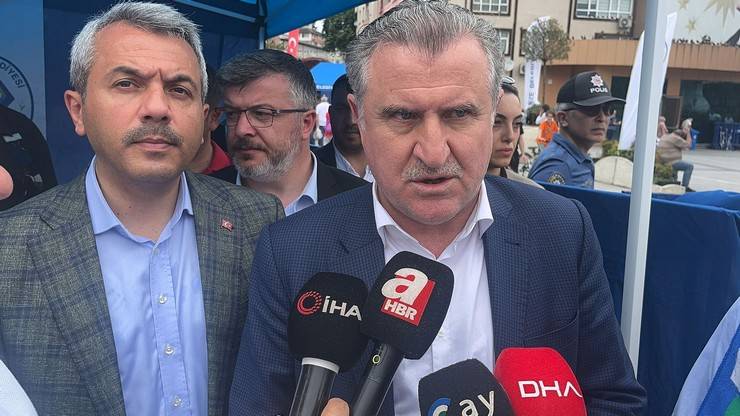 Rize'de Protokol, Vatandaşlarla Bayramlaştı 12