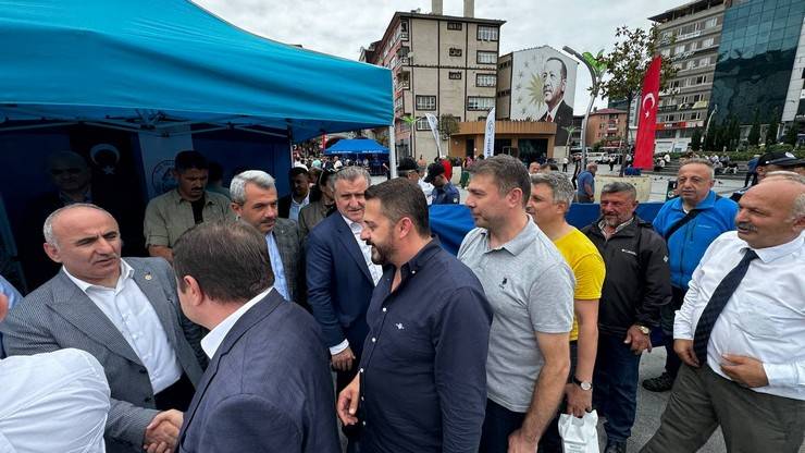 Rize'de Protokol, Vatandaşlarla Bayramlaştı 7