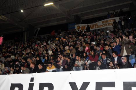 Uğur Işılak Rize'de Konser Verdi 18