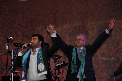 Uğur Işılak Rize'de Konser Verdi 36