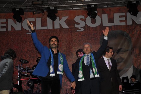 Uğur Işılak Rize'de Konser Verdi 65