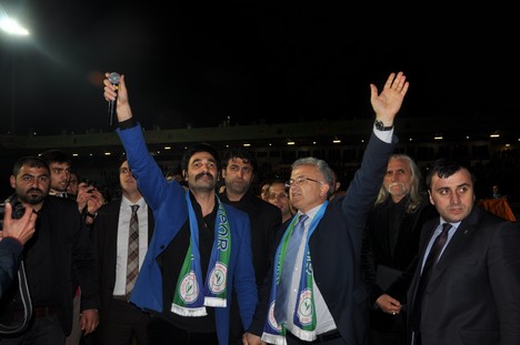 Uğur Işılak Rize'de Konser Verdi 69