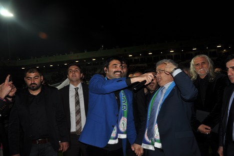 Uğur Işılak Rize'de Konser Verdi 71