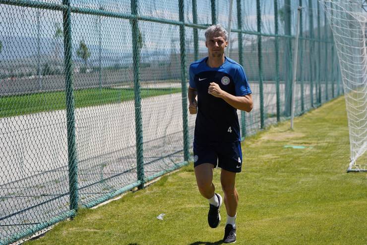 Çaykur Rizespor'da Erzurum kampı başladı 27