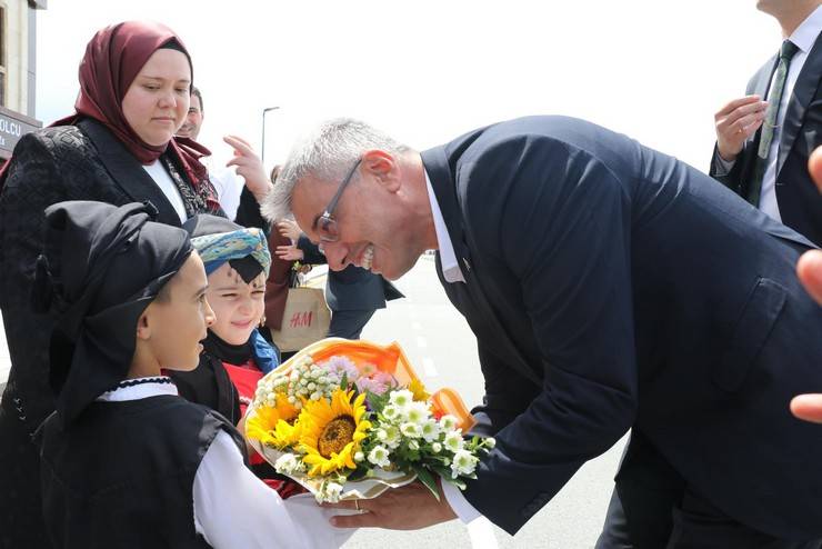 Sağlık Bakanı Prof. Dr. Kemal Memişoğlu, memleketi Rize'de 1