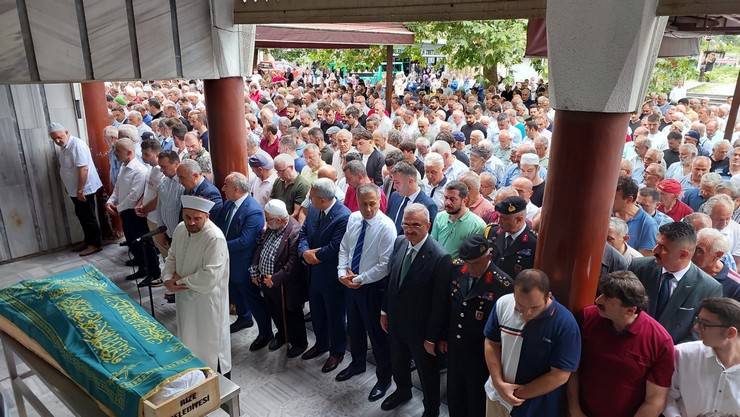 İçişleri Bakanı Ali Yerlikaya, Rize’ye geldi 8