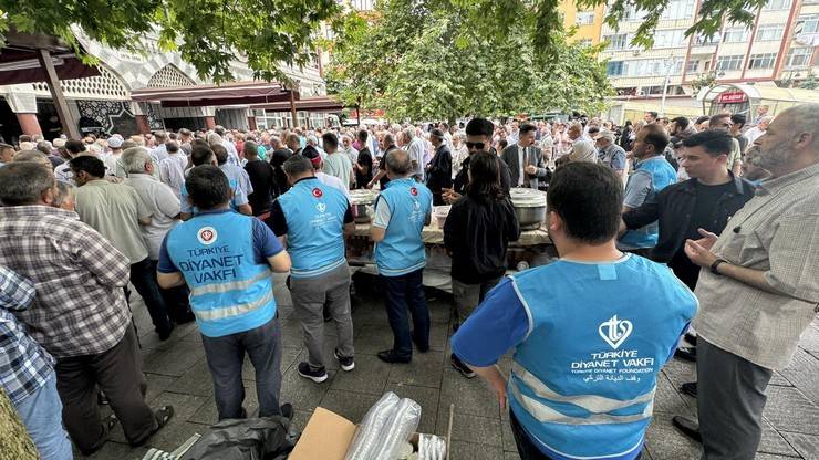 İçişleri Bakanı Yerlikaya, Rize'de ziyaretlerde bulundu 10