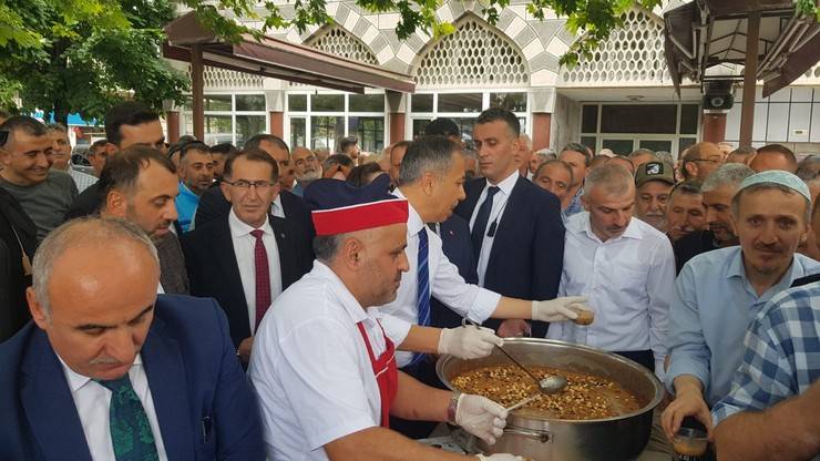 İçişleri Bakanı Yerlikaya, Rize'de ziyaretlerde bulundu 15