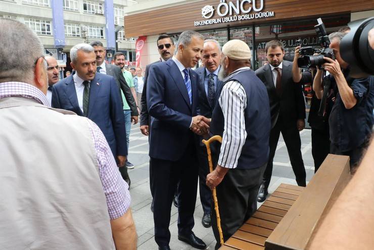 İçişleri Bakanı Yerlikaya, Rize'de ziyaretlerde bulundu 34