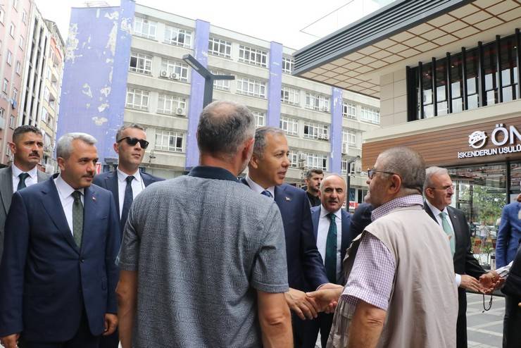 İçişleri Bakanı Yerlikaya, Rize'de ziyaretlerde bulundu 39