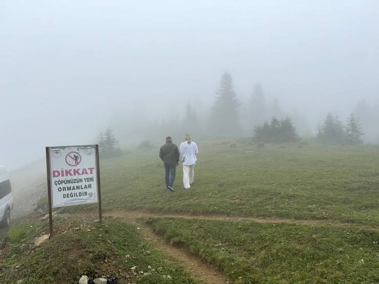 Kaçkar yaylalarının temizliği için "Çöp torbası cebinde, doğa dostun elinde" seferberliği 8