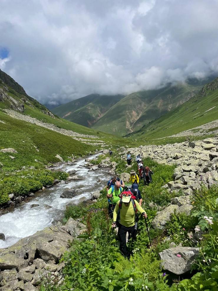 Erzurum ve Trabzon'dan Rize'ye geldiler nefes kesen manzarada yorulmadan yürüdüler 8