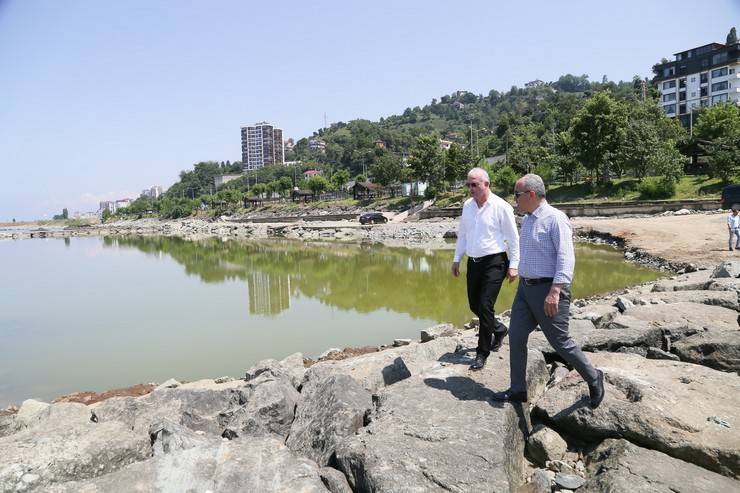 Rize'de Halk Plajı Yapım Çalışmaları Başladı! 2