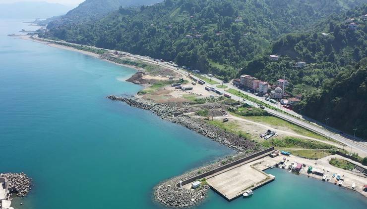 Rize'de Deniz Dolgusu Üzerinde 300 Dönümlük Alan Oluşturuluyor 3