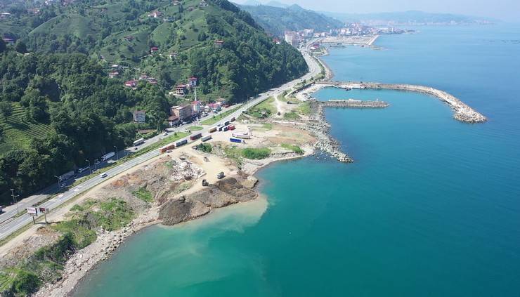 Rize'de Deniz Dolgusu Üzerinde 300 Dönümlük Alan Oluşturuluyor 5