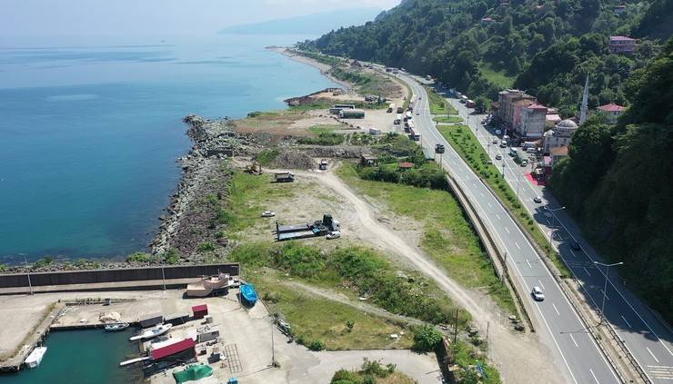 Rize'de Deniz Dolgusu Üzerinde 300 Dönümlük Alan Oluşturuluyor 6