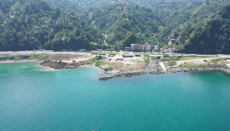 Rize'de Deniz Dolgusu Üzerinde 300 Dönümlük Alan Oluşturuluyor 7