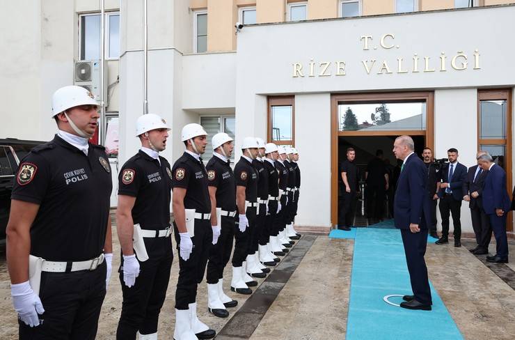 Cumhurbaşkanı Erdoğan, Rize'de Toplu Açılış Töreni'nde 25