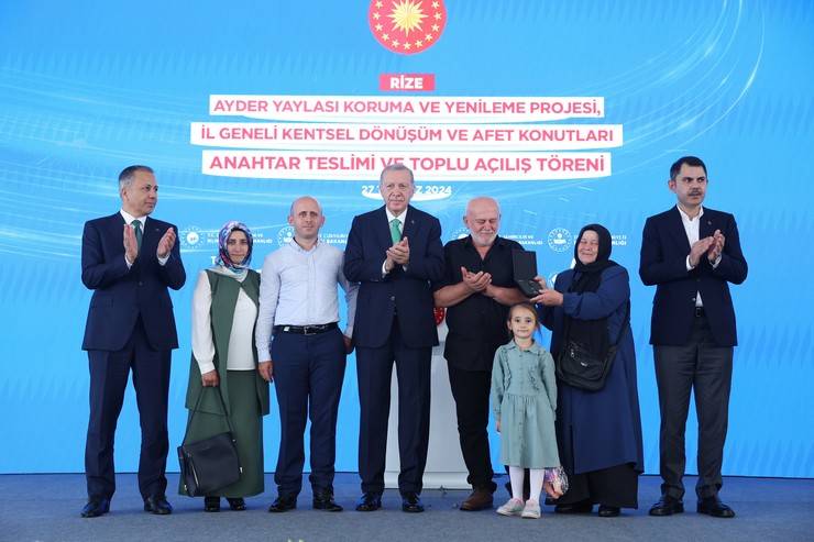 Cumhurbaşkanı Erdoğan, Rize'de Toplu Açılış Töreni'nde 42