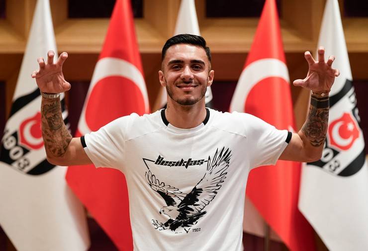 Beşiktaş, Çaykur Rizespor’dan Emirhan Topçu’yu Transfer Etti 5