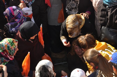 Rize'de Bayılan Bayılana 1