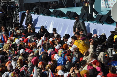Rize'de Bayılan Bayılana 12