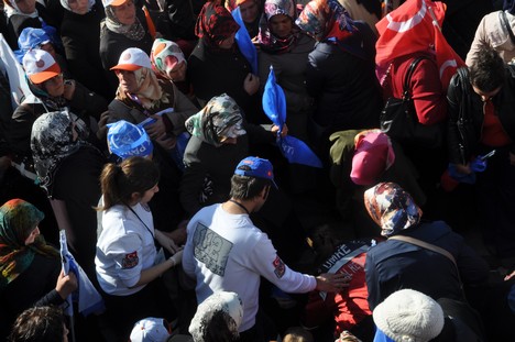 Rize'de Bayılan Bayılana 17