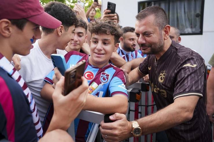 Trabzonspor, kuruluşunun 57. yılına özel kutlama gerçekleştirdi 11