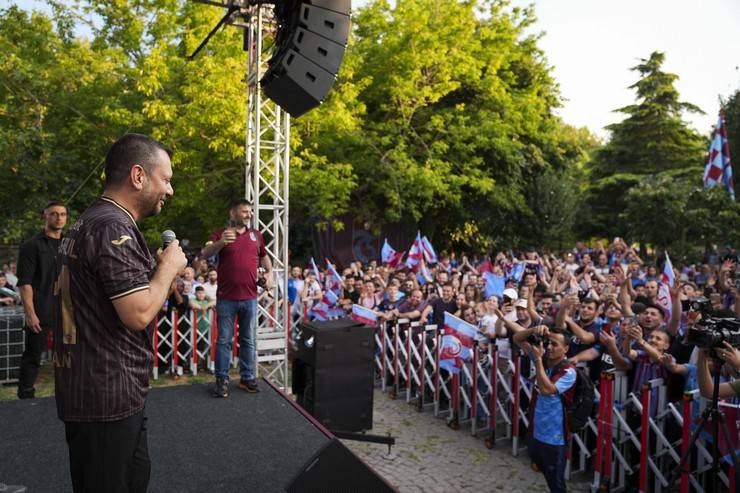 Trabzonspor, kuruluşunun 57. yılına özel kutlama gerçekleştirdi 9