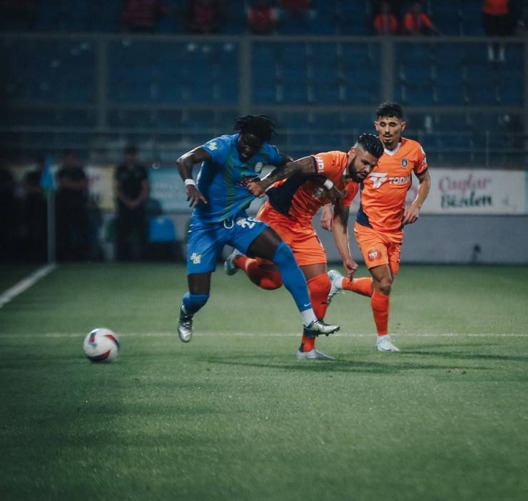 Çaykur Rizespor – Başakşehir Maçından Kareler 34