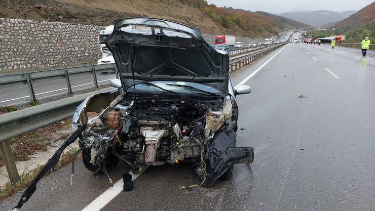 Samsun'da sağanak yağış kazaya neden oldu 3 ölü, 2 si ağır 10 yaralı 7