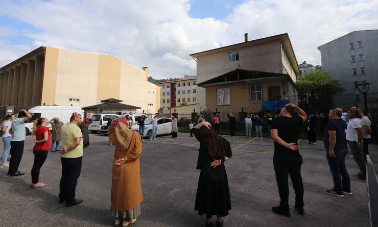 Rize İl Sağlık Müdürlüğü'nün Örnek Bir Etkinliği: Sağlıklı Hayat Merkezi'nde Fiziksel Aktivite 4